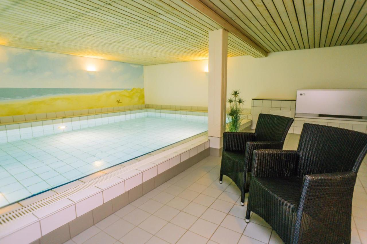 Gemuetliche Wohnung Unter Reet Mit Pool Und Sauna In Keitum Εξωτερικό φωτογραφία
