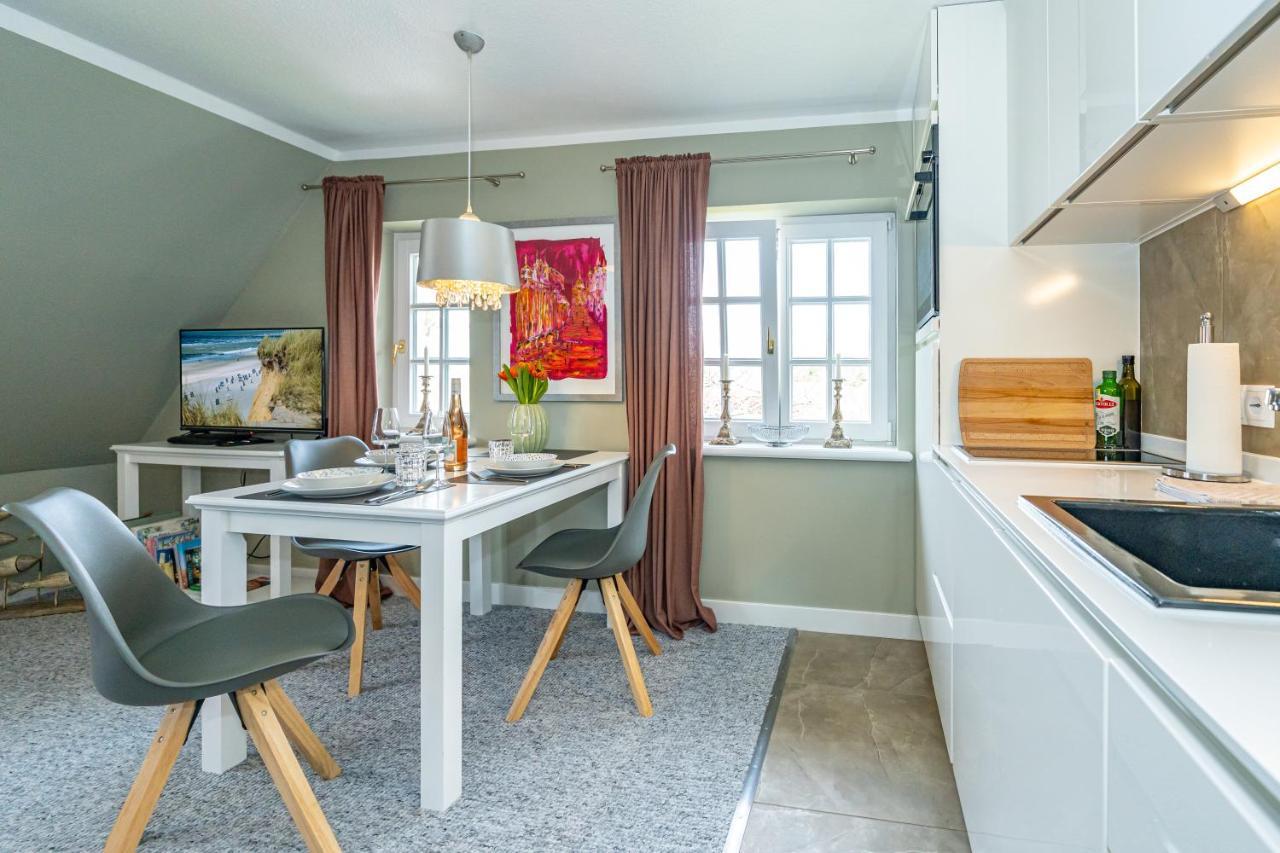 Gemuetliche Wohnung Unter Reet Mit Pool Und Sauna In Keitum Εξωτερικό φωτογραφία